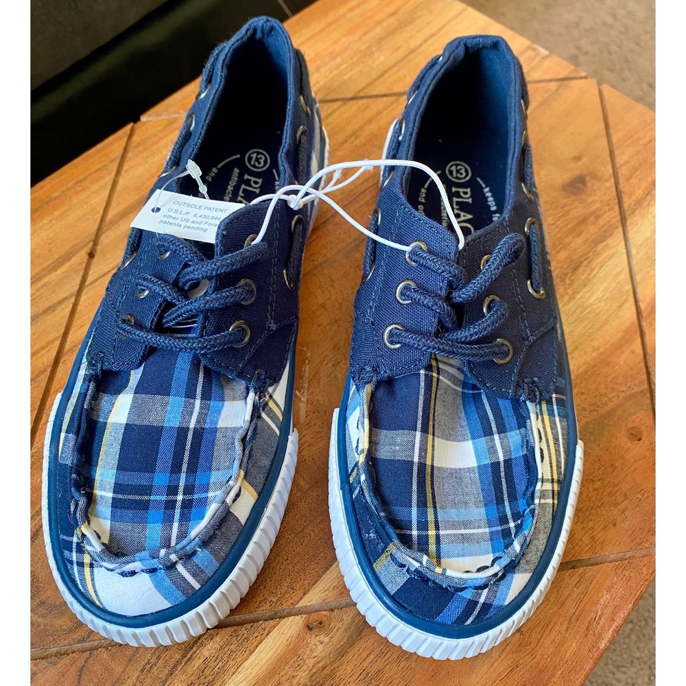 Children's Place Plaid Boat Shoes Antibacterial Lining‎ Deck Shoes Size 13
NWT